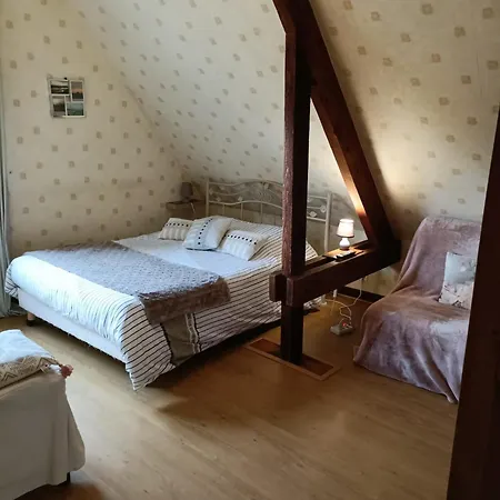 Les Vallées Bed and breakfast Saint-Quentin-sur-le-Homme