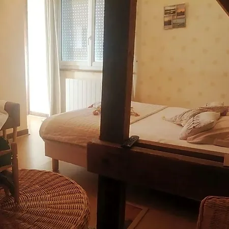 Les Vallees Bed & Breakfast Saint-Quentin-sur-le-Homme
